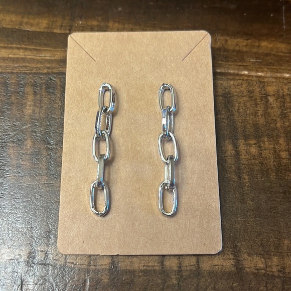 Jewelry - Silver Color Chain Link Earrings